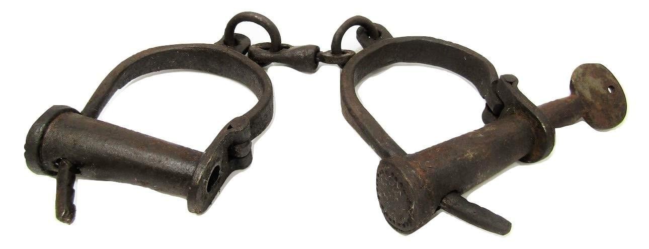 Iron Handcuff - Image 2